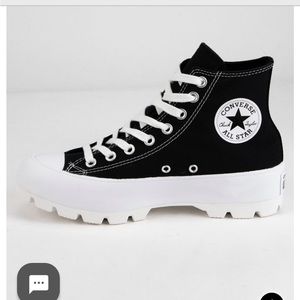 CONVERSE Chuck Taylor All Star Lugged Black and White Womens High Tops